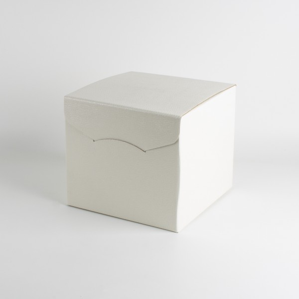 MIA 200, gift box