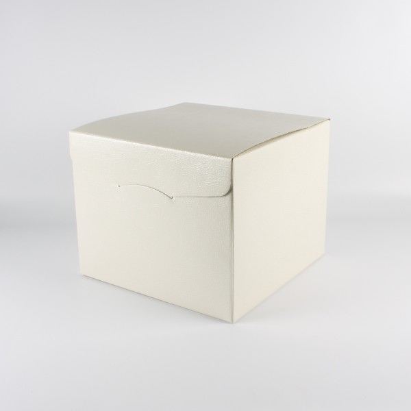 MIA 300, gift box